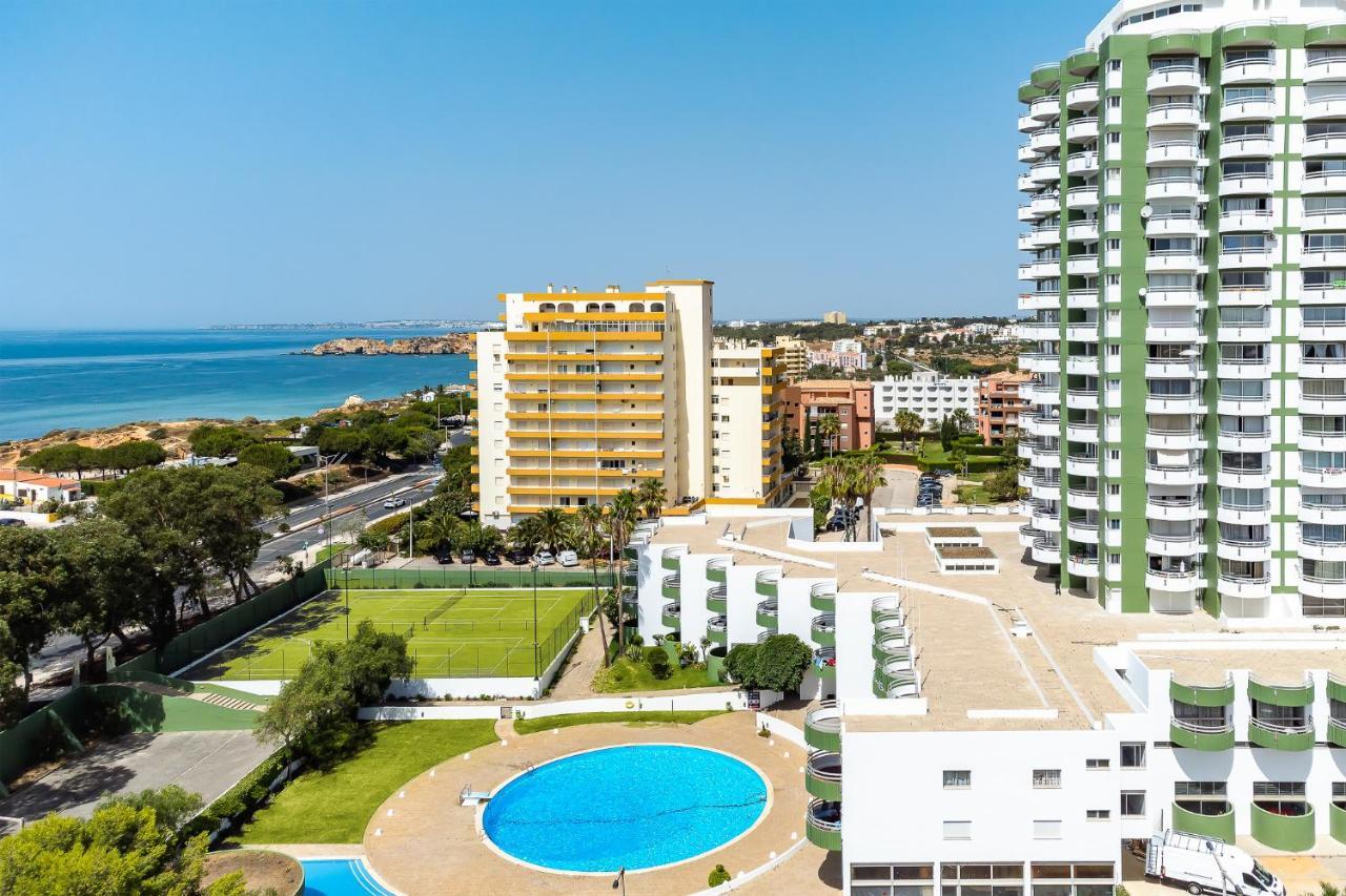 Charming Apartment W/ Pool & Balcony In Portimao By Lovelystay Exterior photo